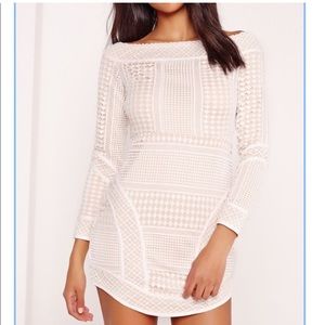 NWT Tobi dress off shoulder Large white/nude